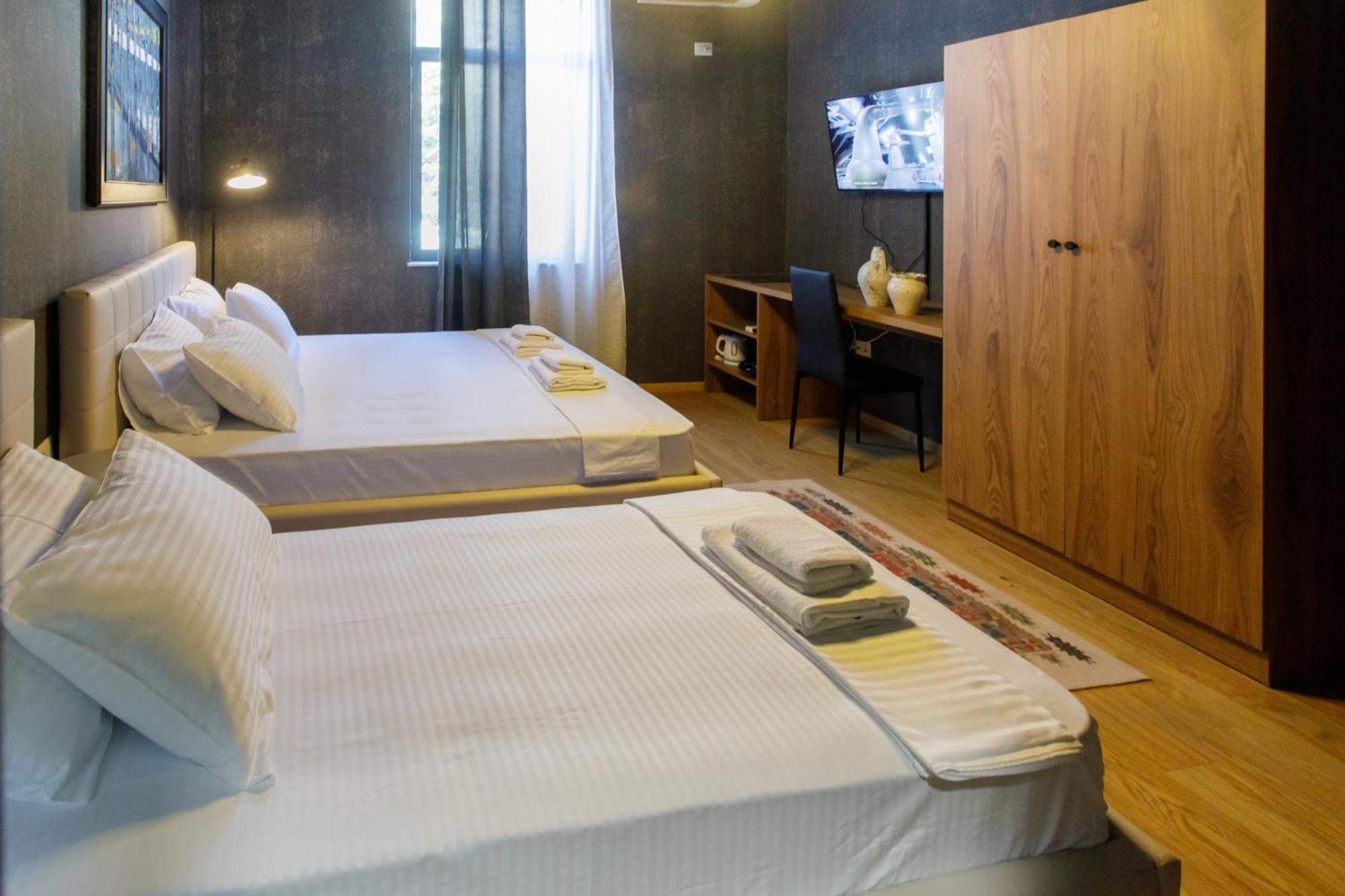 Studio31Apartments Tirana City Center Екстер'єр фото